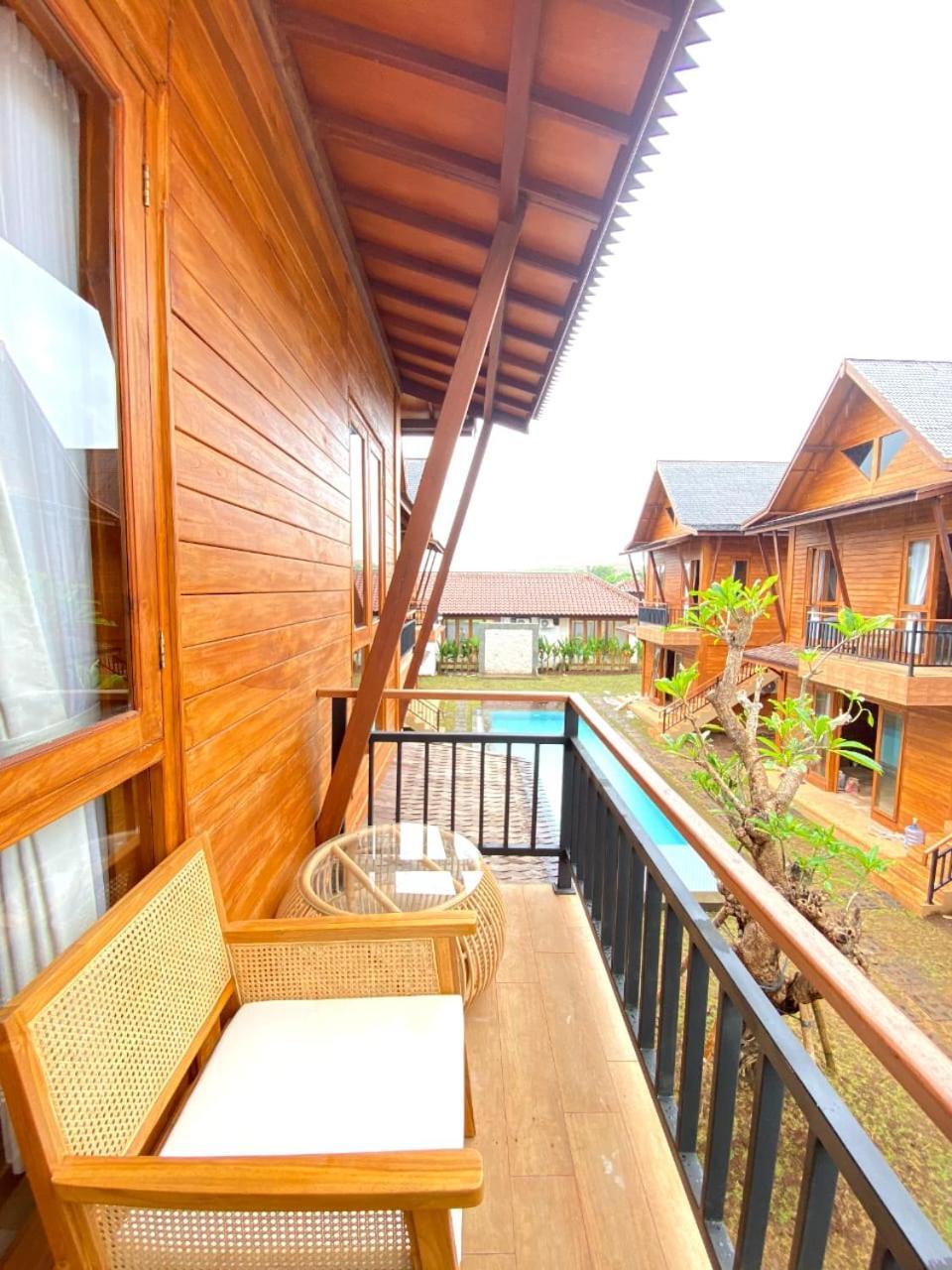 Kubu Gwk Resort Jimbaran  Exterior photo